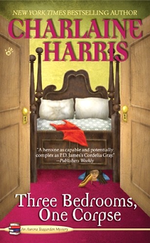Aurora Teagarden 03 - Three Bedrooms, One Corpse